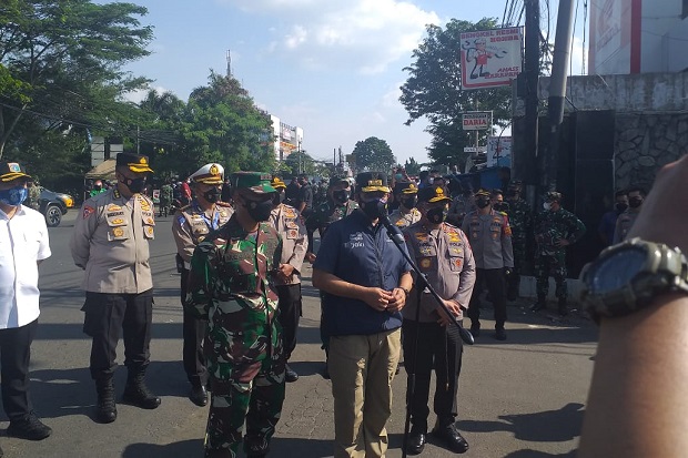 Anies, Kapolda, dan...