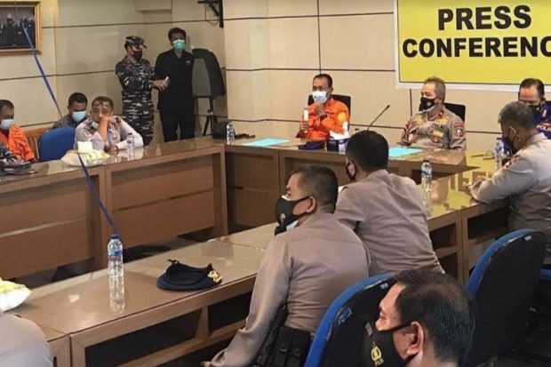17 Korban Masih Hilang,...
