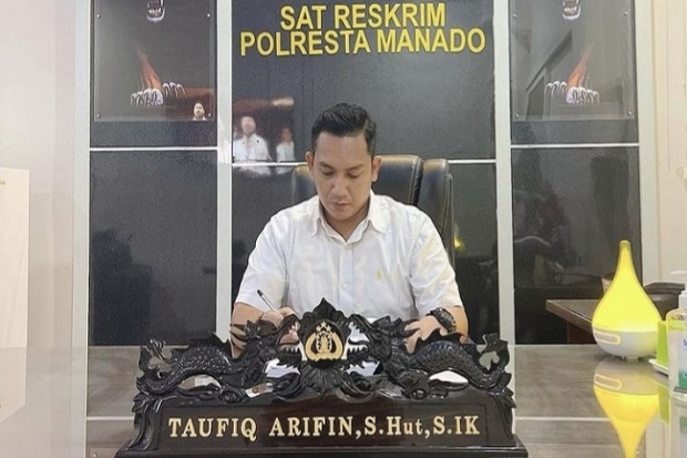 Ancam Polisi Pakai Pisau...
