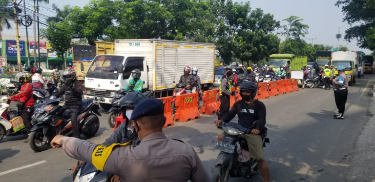 Penyekatan di Jalan...