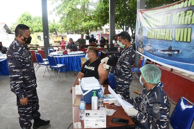 Prajurit TNI AL Serbu...