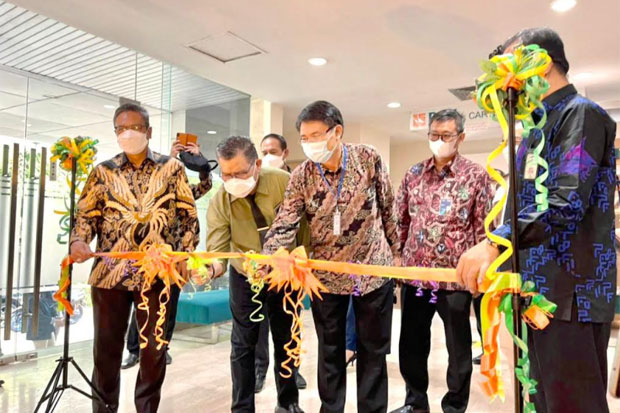 BNI Resmikan Pojok Lelang...