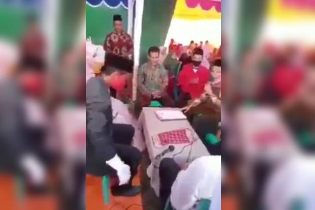 Viral! Usai Ijab Qabul,...