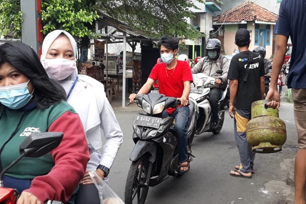 Polisi Mulai Sekat Jalur...