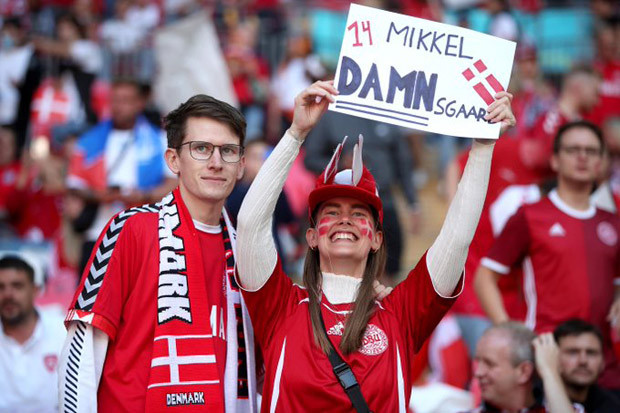 Timnas Inggris vs Denmark...