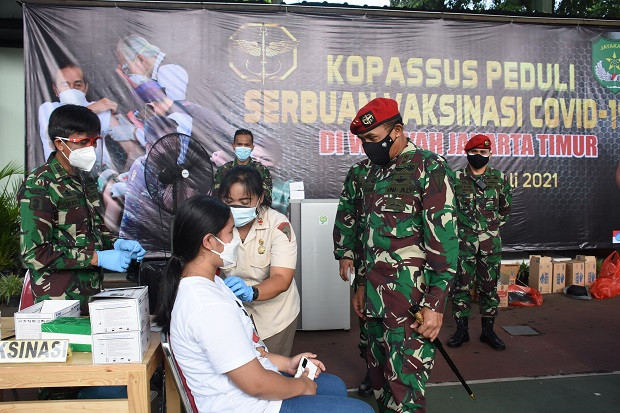 Danjen Kopassus Tinjau...