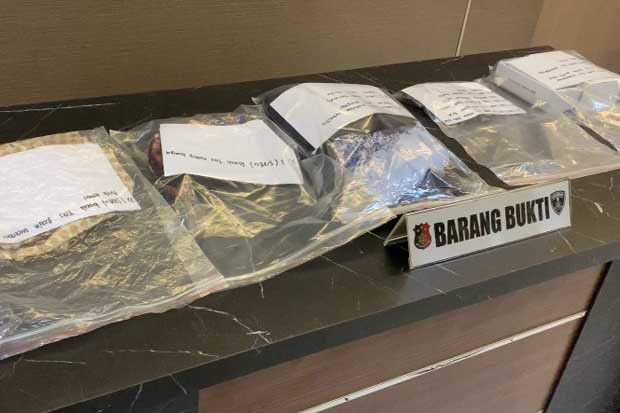 Diciduk Polisi, Ibu...