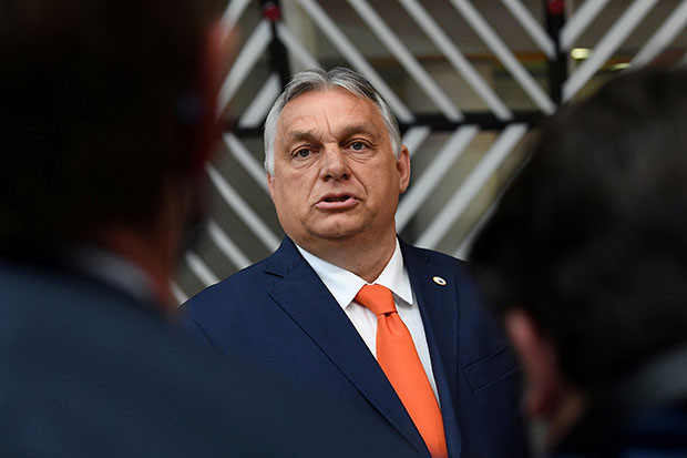 Viktor Orban: Upaya...
