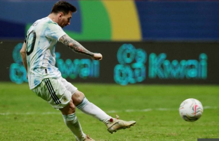 Kaki Berdarah, Messi...