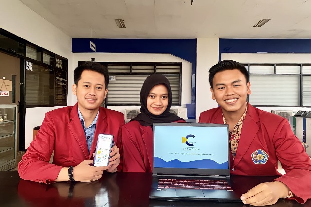 Mahasiswa UMM Sabet...
