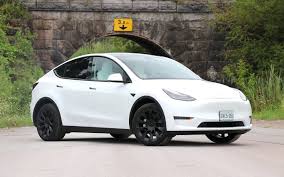 Tesla Bakal Hadirkan...