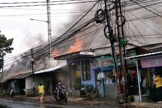 2 Bangunan dan Satu...
