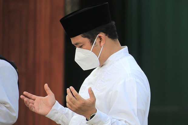 Arief Berdoa untuk Semua...