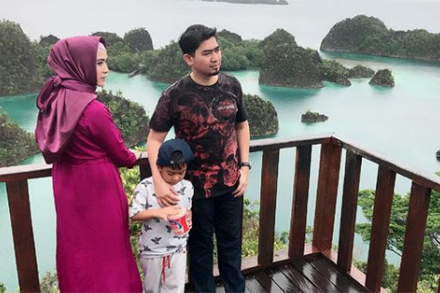 Ustadz Solmed Bawa Kabar...