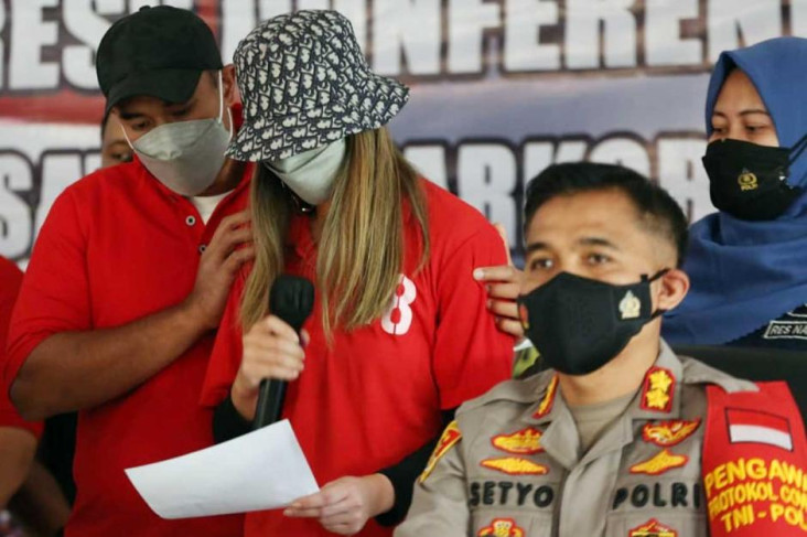 Warganet Salfok dengan...