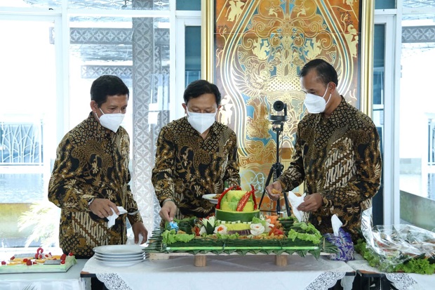 Dies Natalis Ke-3 SMA...