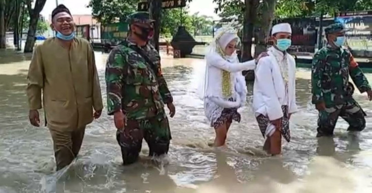 Tahap Awal Normalisasi...