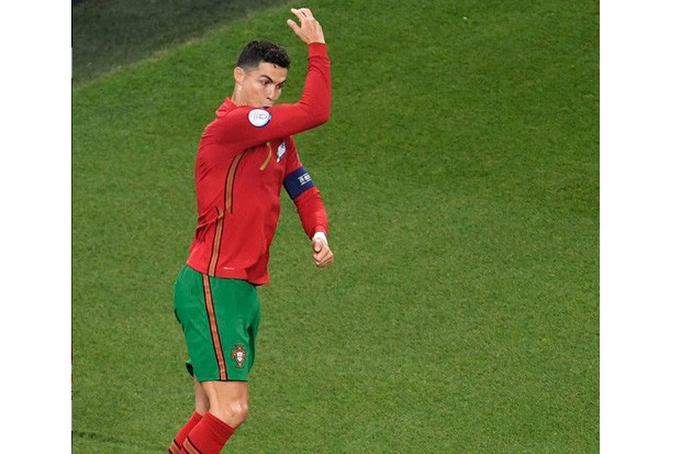 Sah, Cristiano Ronaldo...