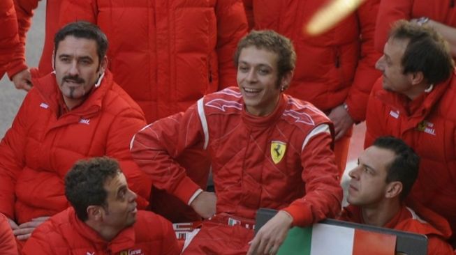 Ferrari Tutup Pintu...