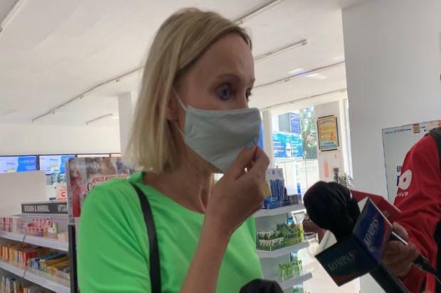 Ngider ke Klinik Kimia...