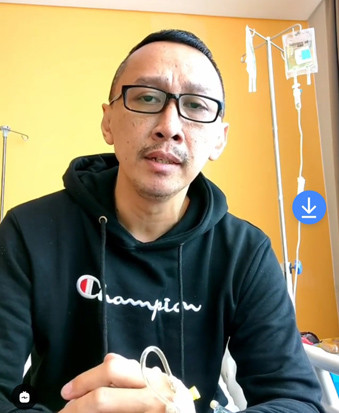 Tangan Masih Diinfus,...