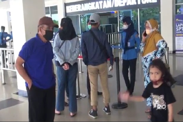 Gagal Terbang Gara-gara...