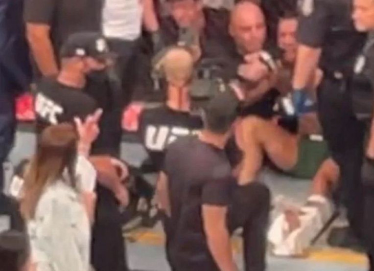 McGregor Patah Kaki,...