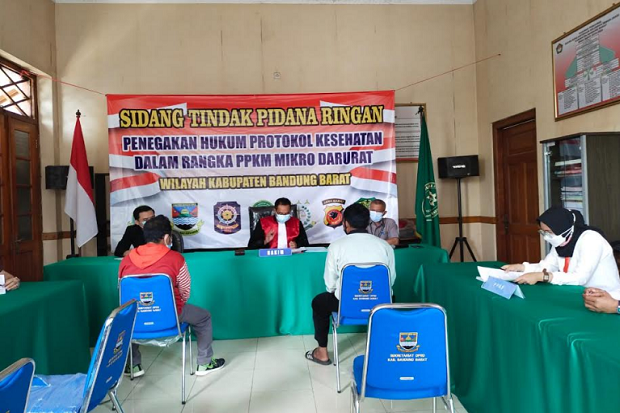 Tak Gubris Jam Operasional...