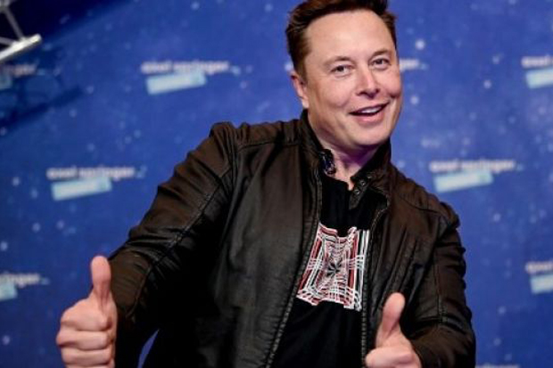 Elon Musk Beli Tiket...