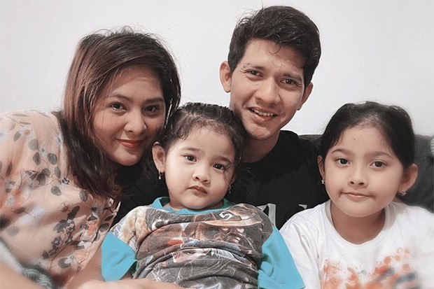 Bahagia Iko Uwais Kumpul...