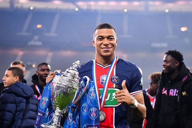 Mbappe Ditawari Gaji...