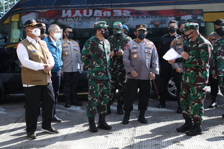 Panglima TNI Tinjau...