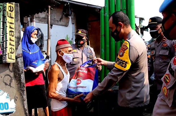 Dapat Bantuan PPKM Darurat,...