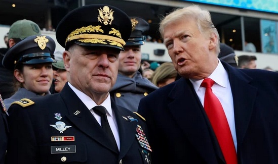 Bandingkan Trump dengan...