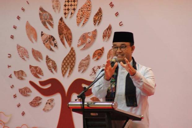 Anies: Salat Idul Adha...