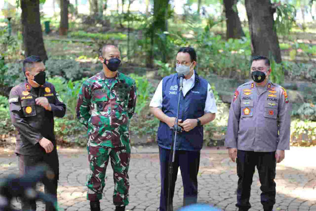 Evaluasi PPKM Darurat,...