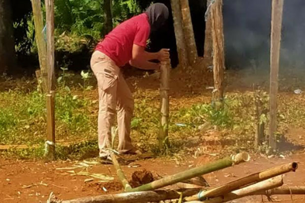 Polisi Bongkar Arena...