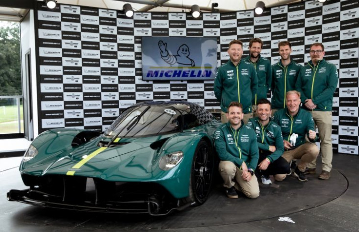 Hypercar Rp11,4 Miliar...