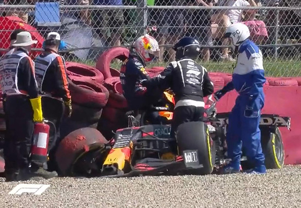 Max Verstappen Masuk...