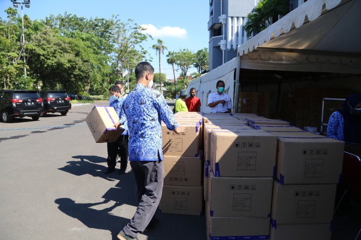 PT KAI Sumbang Rp99,97...