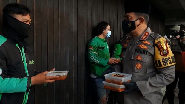 Dari Pagi Keliling Cari...