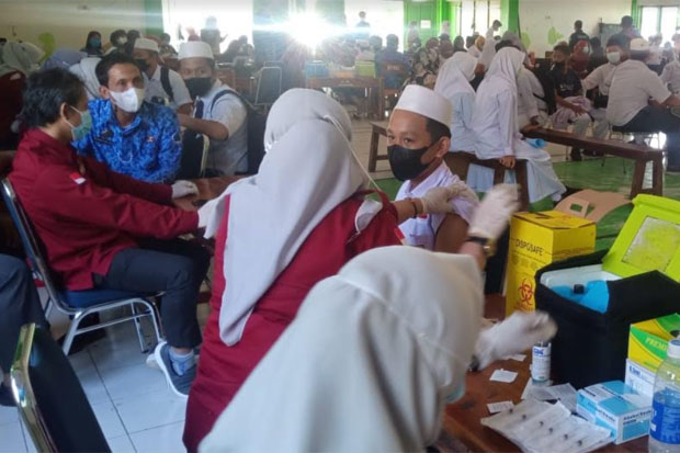Pelajar di Kabupaten...