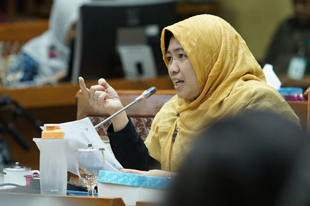 Jokowi Sebut Bansos...