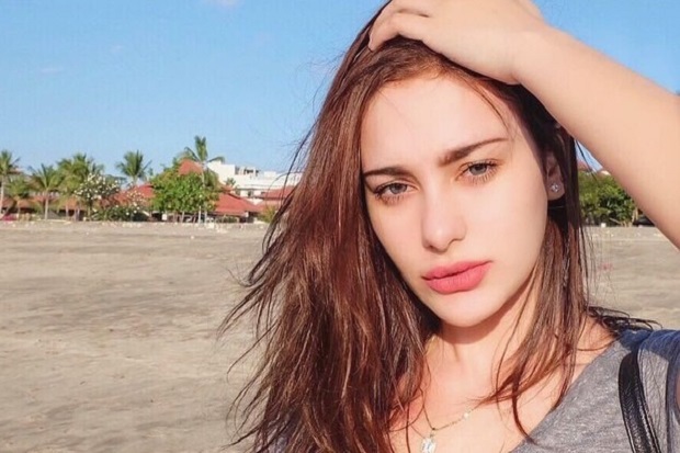 Nora Alexandra Disebut...