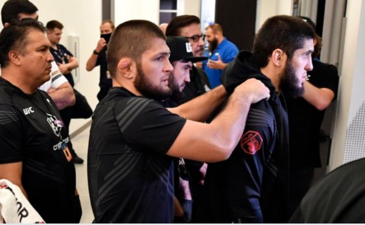 Islam Makhachev Jagoan...