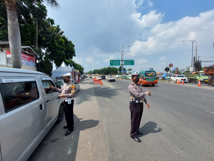 PPKM Level 3 Diterapkan,...
