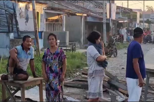 Tangis Pecah di Medan,...