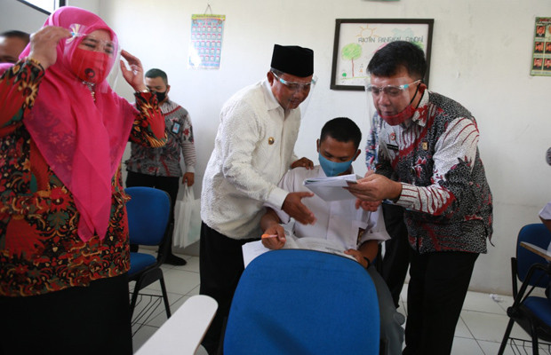 1.020 Anak Terima Remisidi...