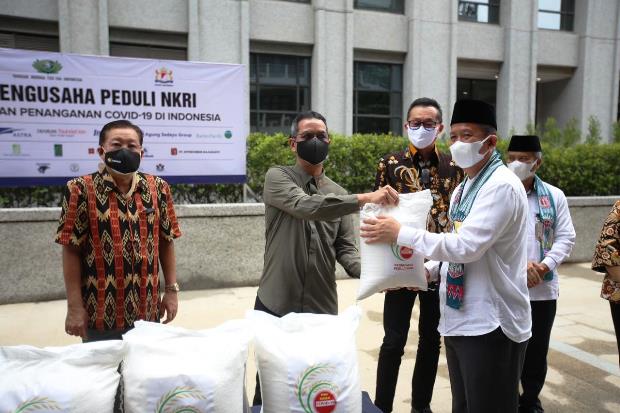 Lawan Pandemi, Pengusaha...