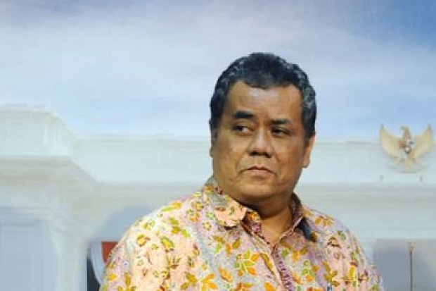 Bukan Cuma Ari Kuncoro,...
